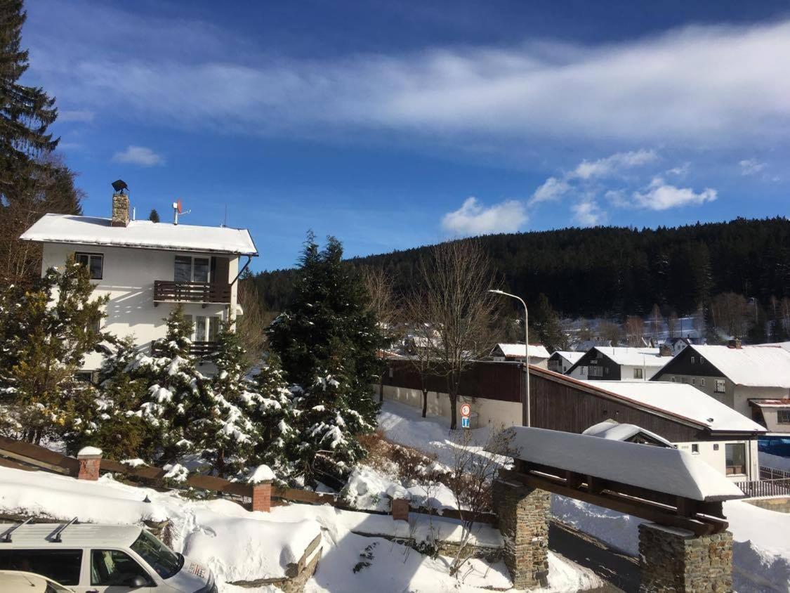 Pension St. Moritz Železná Ruda Εξωτερικό φωτογραφία