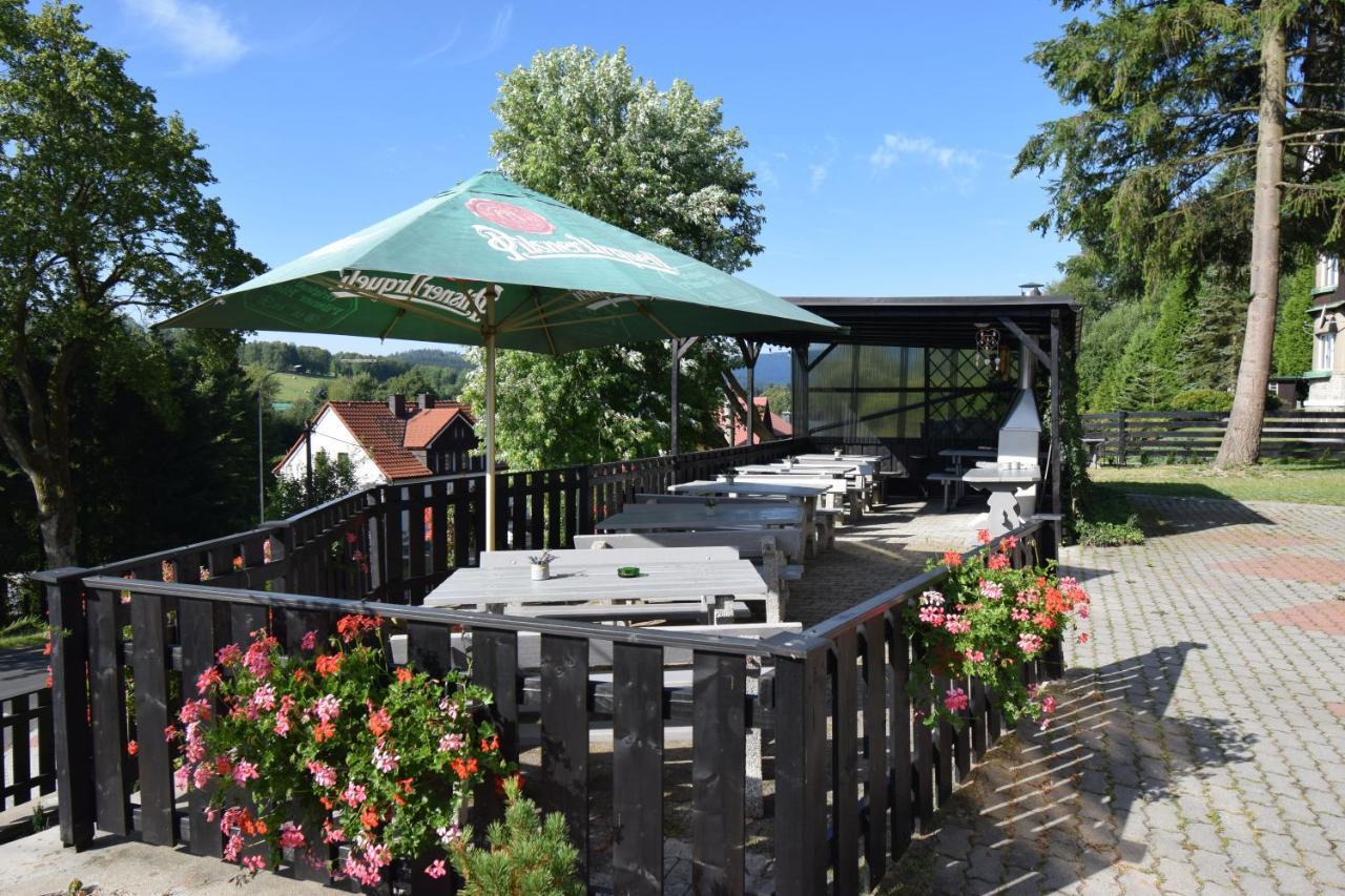 Pension St. Moritz Železná Ruda Εξωτερικό φωτογραφία